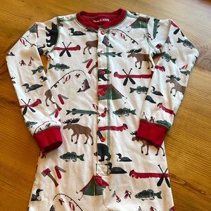 Little blue house size 6 happy camper PJ’s